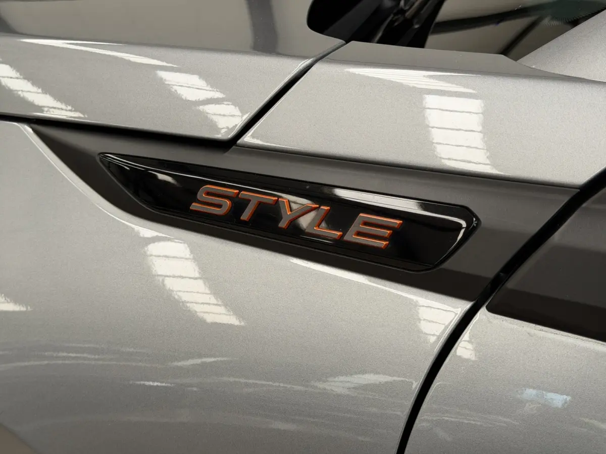 1.2 Hybrid 136 Style|Automaat|Cruise Control|Carplay|Climate Control