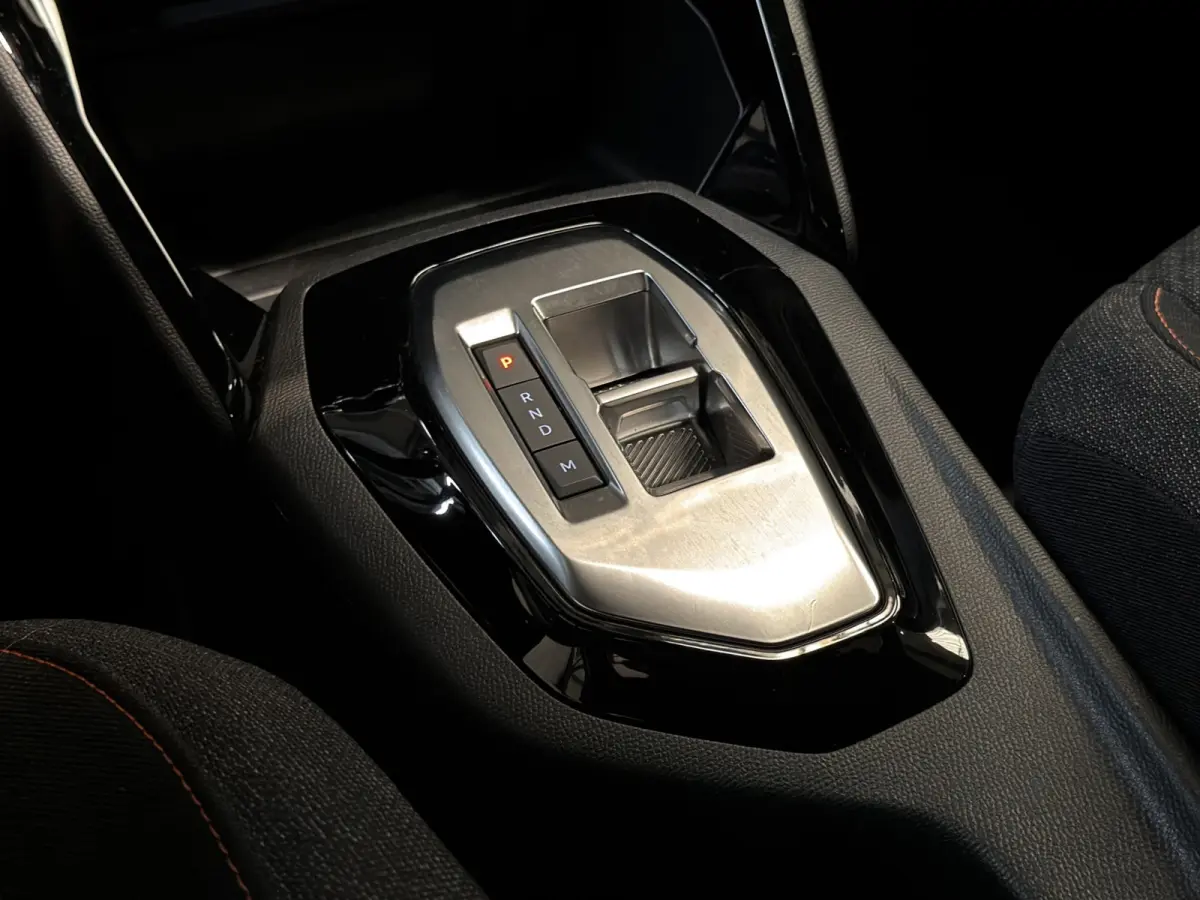 1.2 Hybrid 136 Style|Automaat|Cruise Control|Carplay|Climate Control