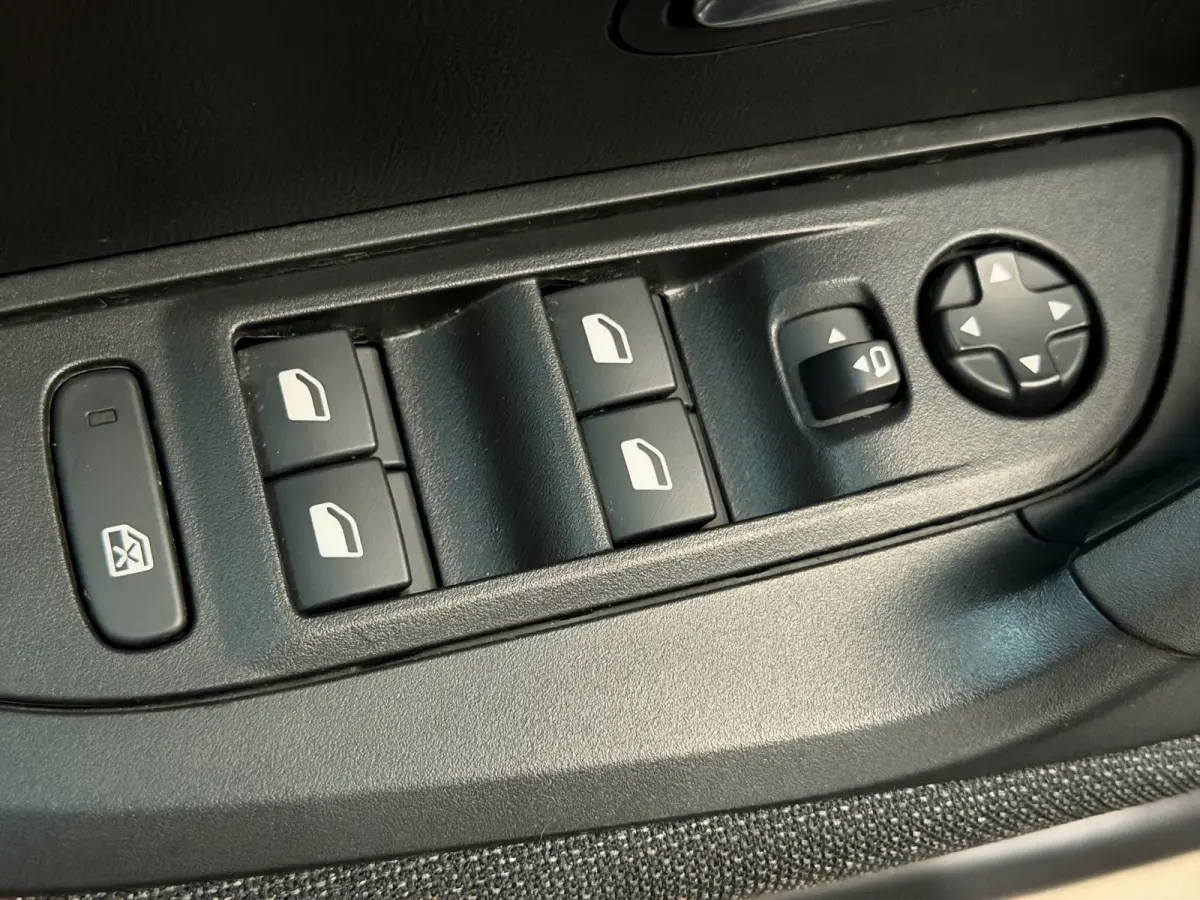 1.2 Hybrid 136 Style|Automaat|Cruise Control|Carplay|Climate Control