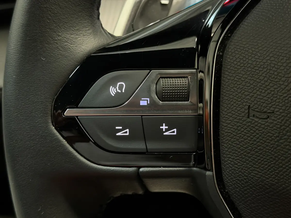 1.2 Hybrid 136 Style|Automaat|Cruise Control|Carplay|Climate Control