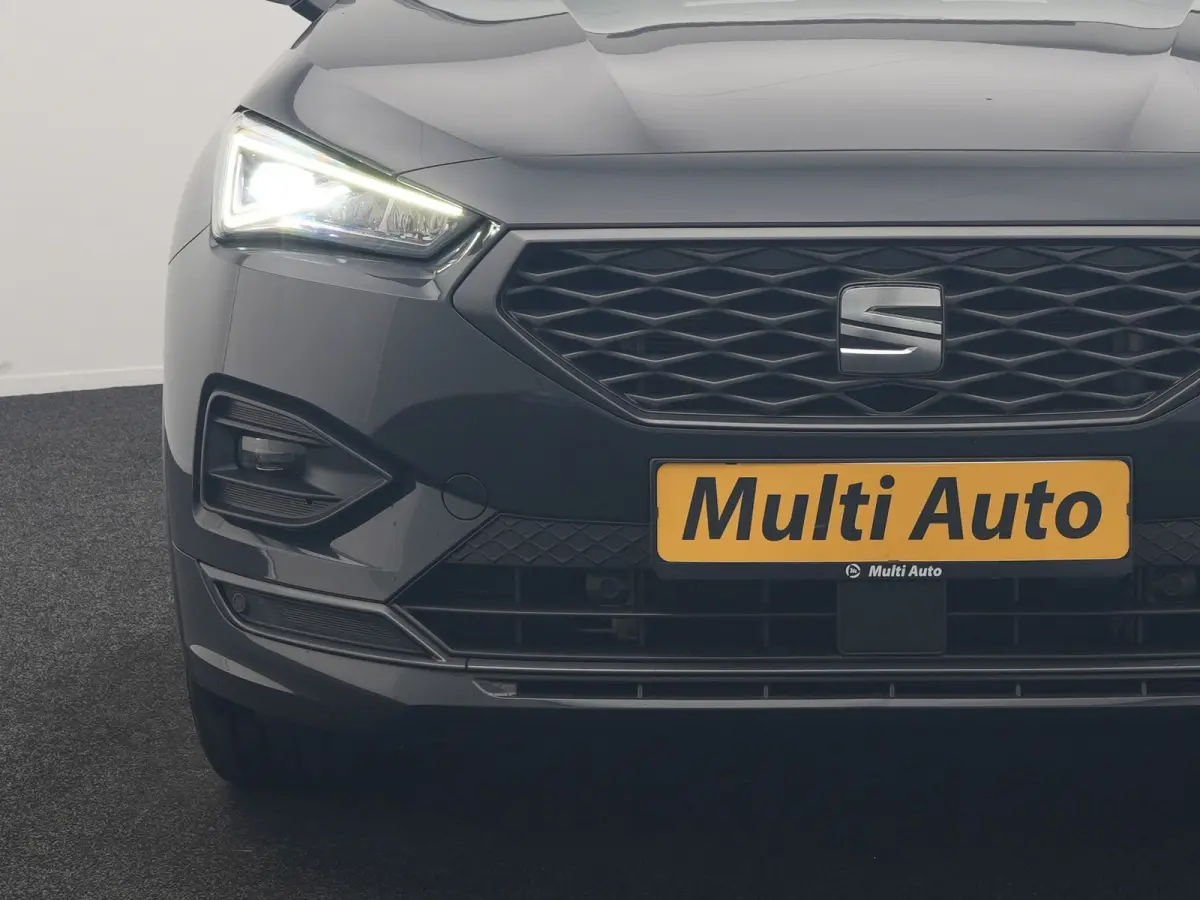 1.4 TSI e-Hybrid PHEV FR 245pk Dealer O.H | Panodak | Adaptive Cruise | Camera | Sportstoelen Memory & Verwarmd | Apple Carplay | Keyless | Lane Assist | Navigatie | Virtual | DAB | 20"L.M |