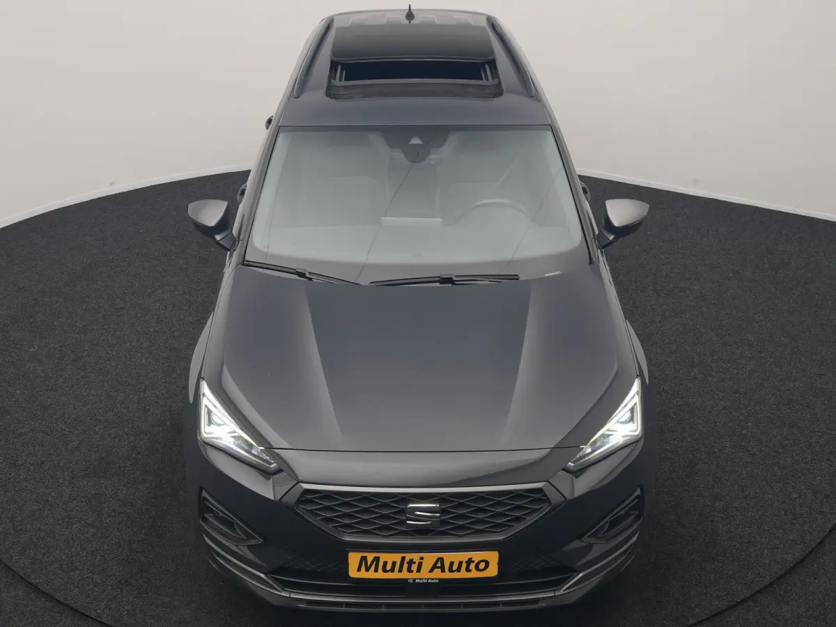 1.4 TSI e-Hybrid PHEV FR 245pk Dealer O.H | Panodak | Adaptive Cruise | Camera | Sportstoelen Memory & Verwarmd | Apple Carplay | Keyless | Lane Assist | Navigatie | Virtual | DAB | 20"L.M |