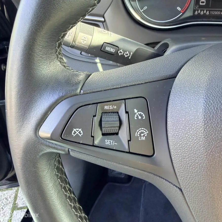1.4 Turbo Online Edition 7p.
