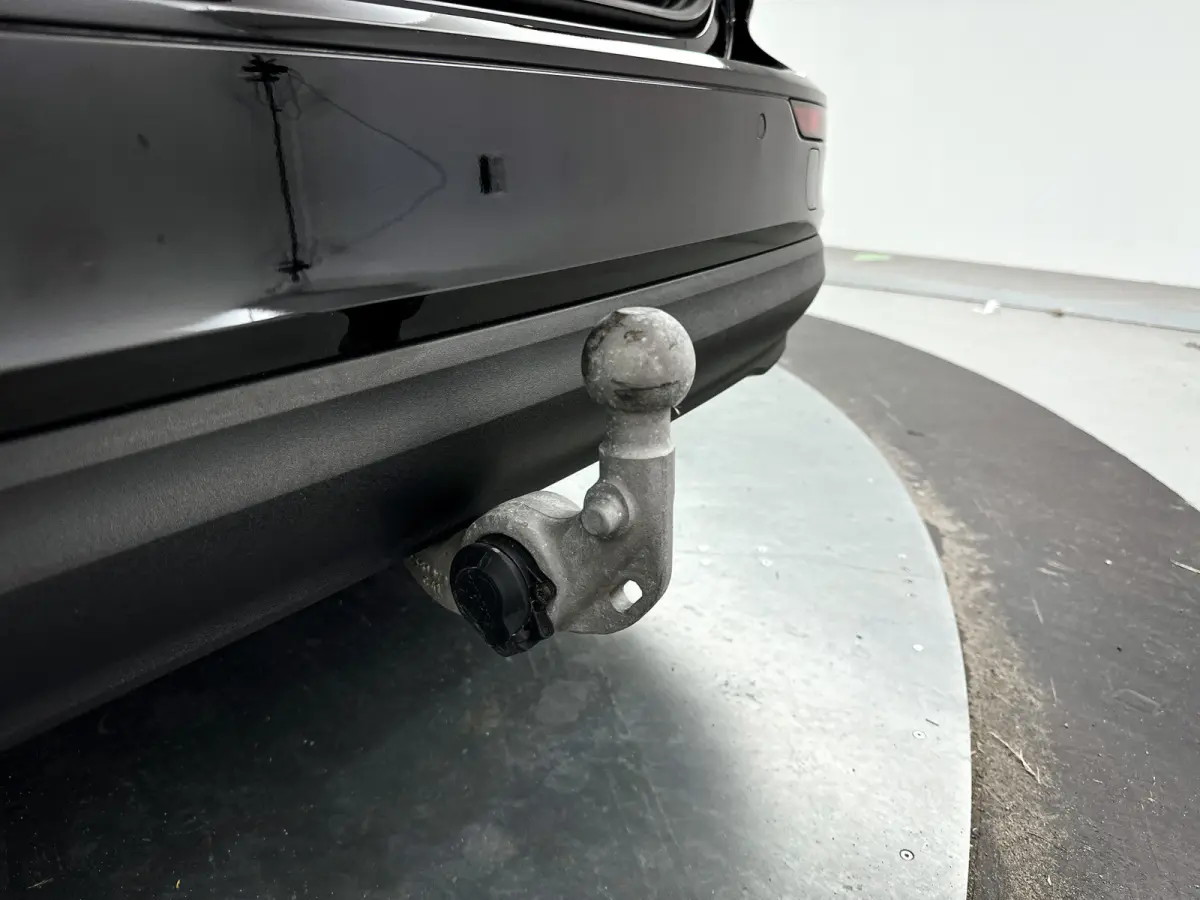B3 Core | Parkeercamera | Stoel- en stuurverwarming | Trekhaak