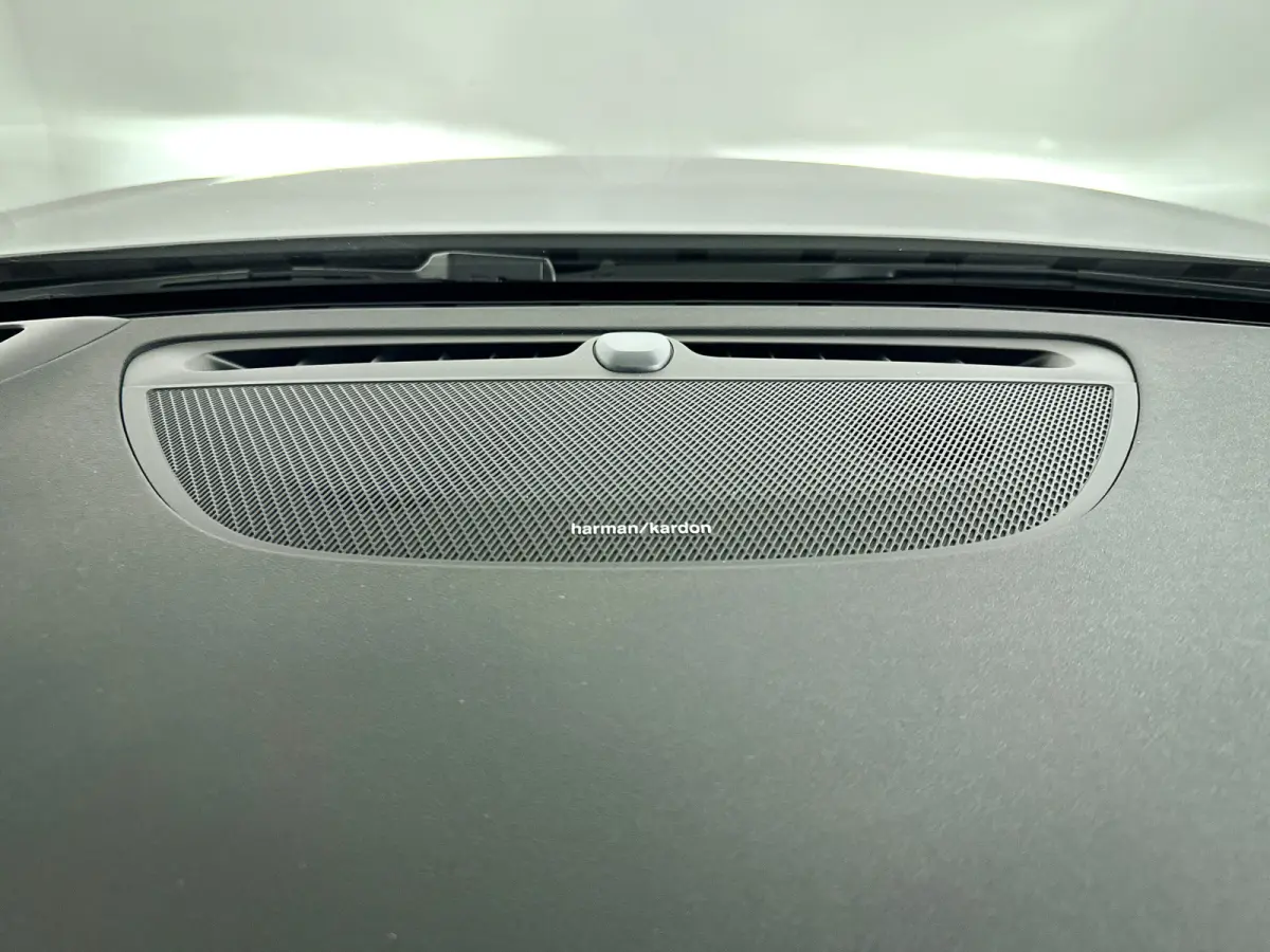 T8 Plug-in hybrid AWD Plus Dark | SOH 100% | Panoramadak | 360° camera | Head-up display | Harman Kardon | Stoel- en stuurverwarming | Trekhaak