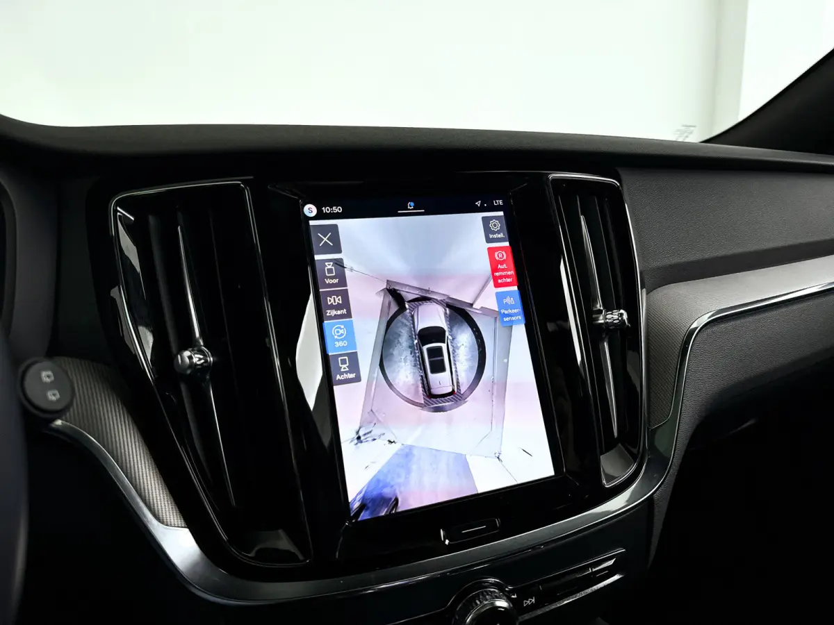 T8 Plug-in hybrid AWD Plus Dark | SOH 100% | Panoramadak | 360° camera | Head-up display | Harman Kardon | Stoel- en stuurverwarming | Trekhaak