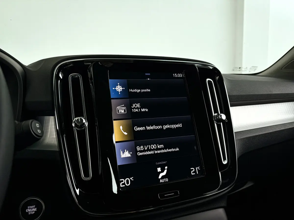 T2 Momentum Business | Parkeercamera | Cruise control | Navigatie