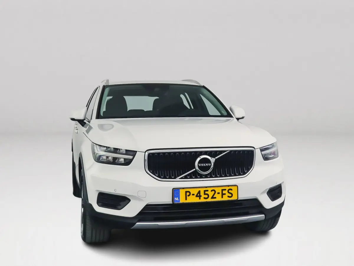 T2 Momentum Business | Parkeercamera | Cruise control | Navigatie