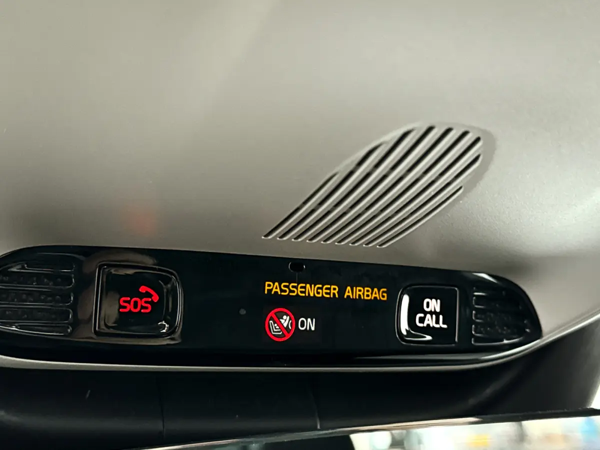 T2 Momentum Business | Parkeercamera | Cruise control | Navigatie