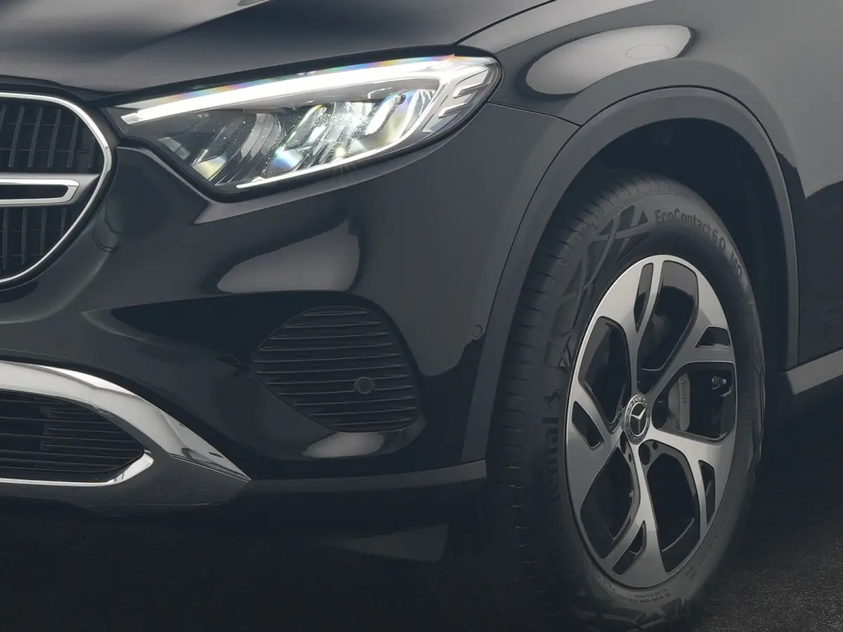 4MATIC Luxury Line PHEV Long Range 313pk Dealer O.H. | Trekhaak af Fabriek | Panodak | Sfeerverlichting | BLIS | Lederen Sportstoelen Memory & Verwarmd | Apple Carplay | Cruise Control | Nav