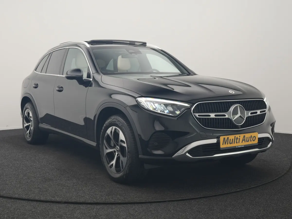 4MATIC Luxury Line PHEV 313pk Dealer O.H. | Panodak | Sfeerverlichting | BLIS | Lederen Sportstoelen Memory & Verwarmd | Apple Carplay | Cruise Control | Navigatie | DAB | Virtual | Plug In 