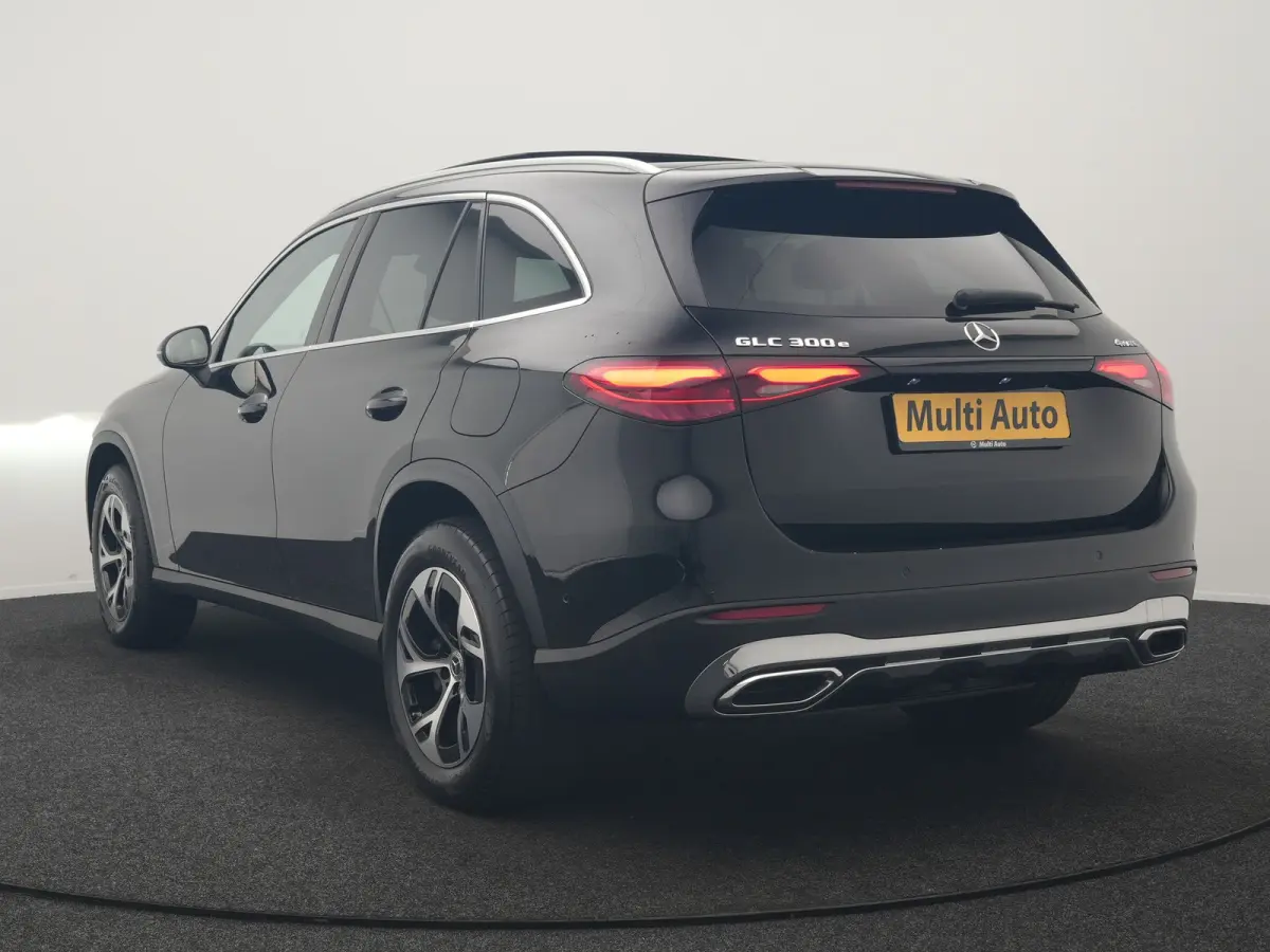4MATIC Luxury Line PHEV 313pk Dealer O.H. | Panodak | Sfeerverlichting | BLIS | Lederen Sportstoelen Memory & Verwarmd | Apple Carplay | Cruise Control | Navigatie | DAB | Virtual | Plug In 