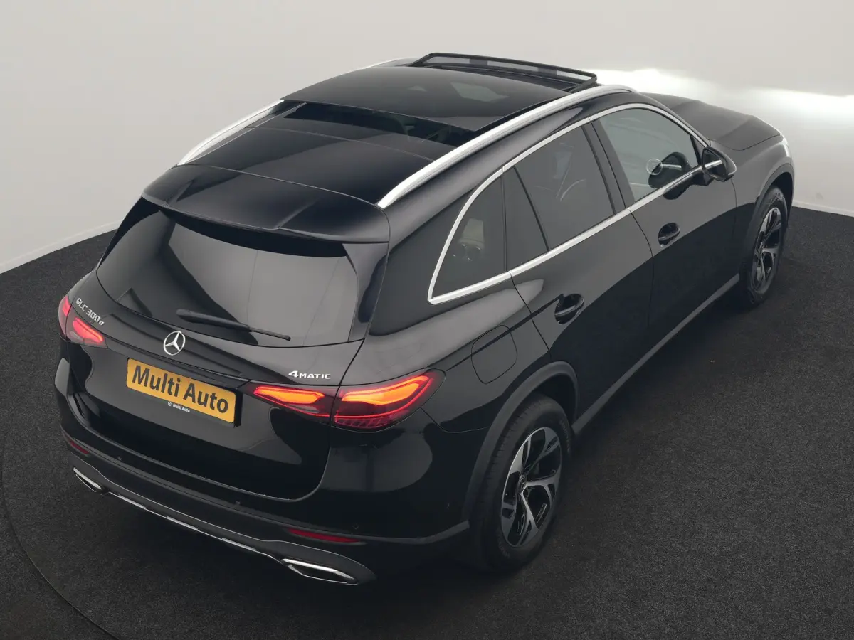 4MATIC Luxury Line PHEV Long Range 313pk Dealer O.H. | Trekhaak af Fabriek | Panodak | Sfeerverlichting | BLIS | Lederen Sportstoelen Memory & Verwarmd | Apple Carplay | Cruise Control | Nav