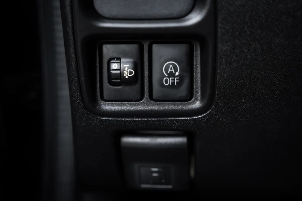 1.0 e-VTi Blue Lion*AIRCO*5-DEURS*BLUETOOTH*NAP*