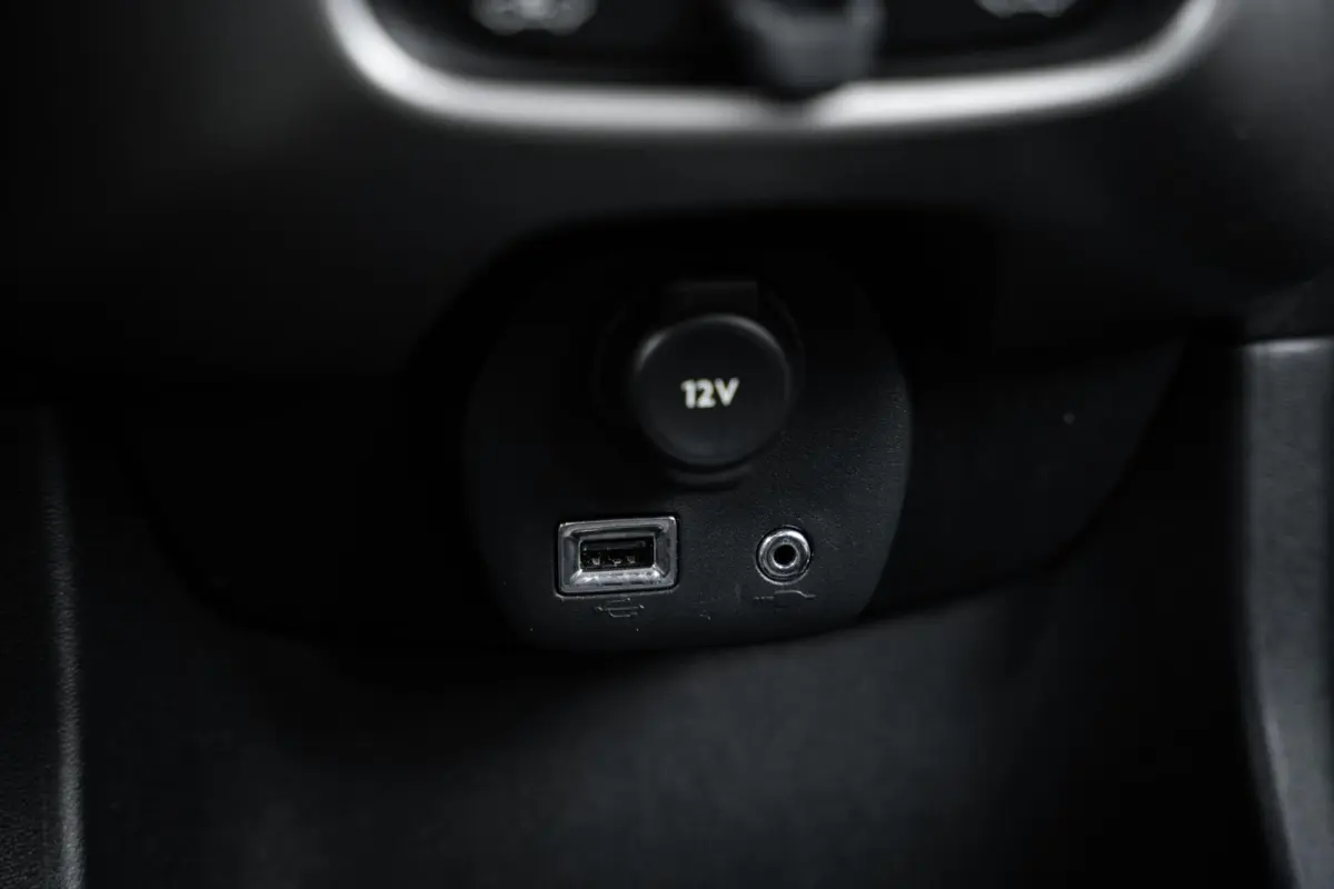 1.0 e-VTi Blue Lion*AIRCO*5-DEURS*BLUETOOTH*NAP*