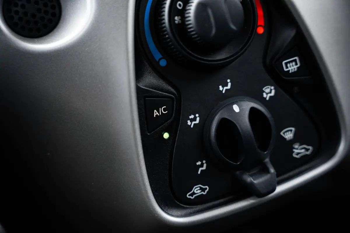 1.0 e-VTi Blue Lion*AIRCO*5-DEURS*BLUETOOTH*NAP*