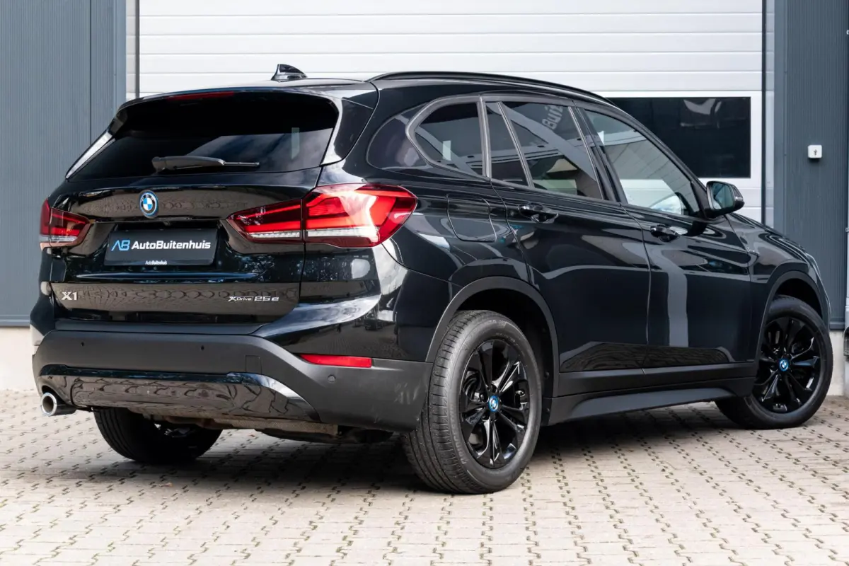 xDrive25e High Executive|1e EIGENAAR|ELEK. KLEP|HEAD-UP|CAMERA|CLIMATE|CRUISE|KEYLESS