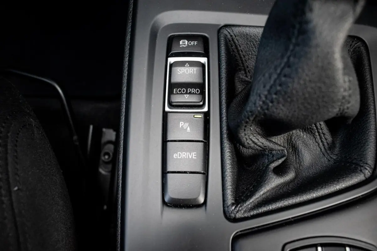 xDrive25e High Executive|1e EIGENAAR|ELEK. KLEP|HEAD-UP|CAMERA|CLIMATE|CRUISE|KEYLESS