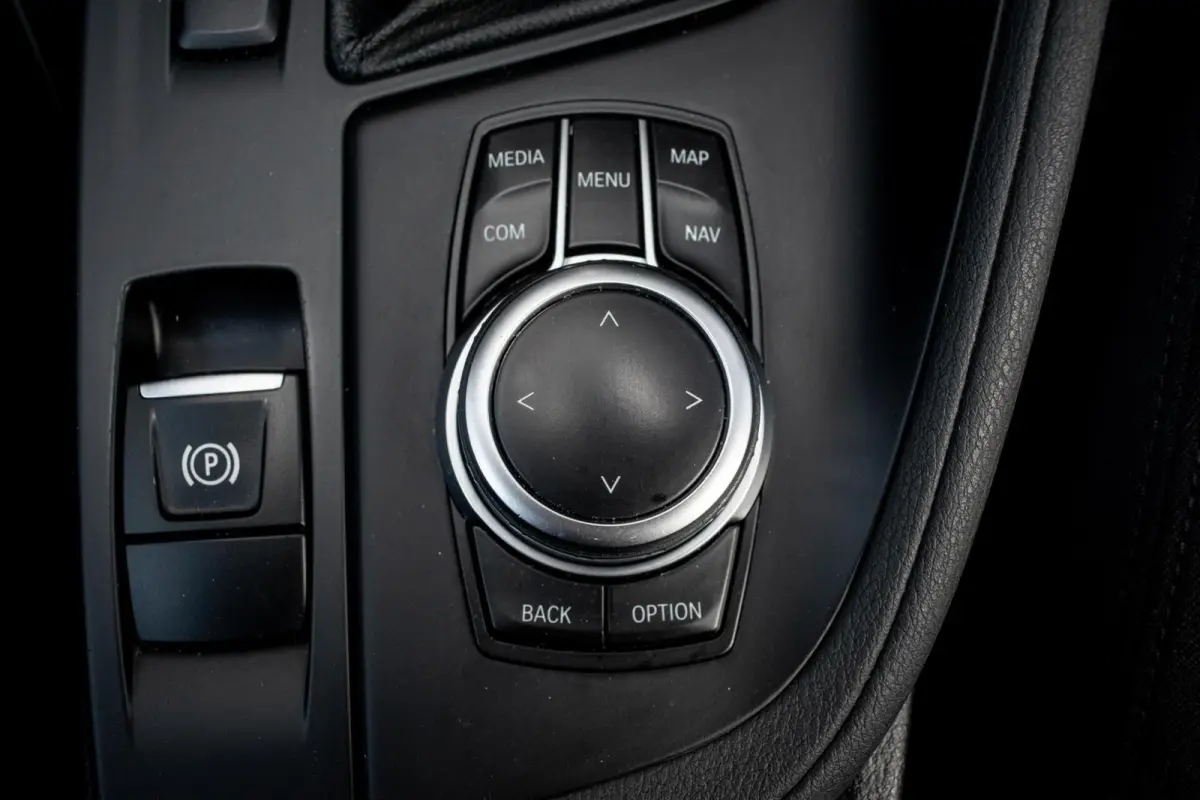 xDrive25e High Executive|1e EIGENAAR|ELEK. KLEP|HEAD-UP|CAMERA|CLIMATE|CRUISE|KEYLESS