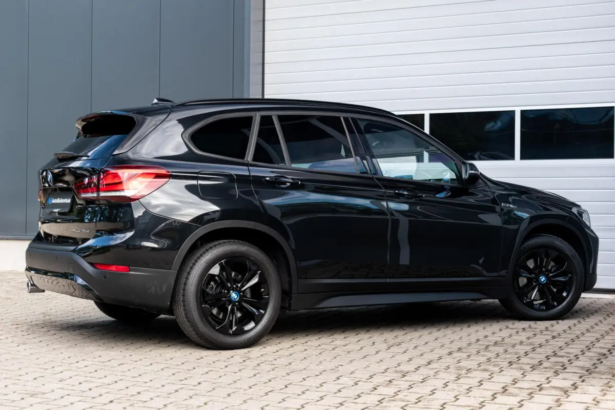 xDrive25e High Executive|1e EIGENAAR|ELEK. KLEP|HEAD-UP|CAMERA|CLIMATE|CRUISE|KEYLESS