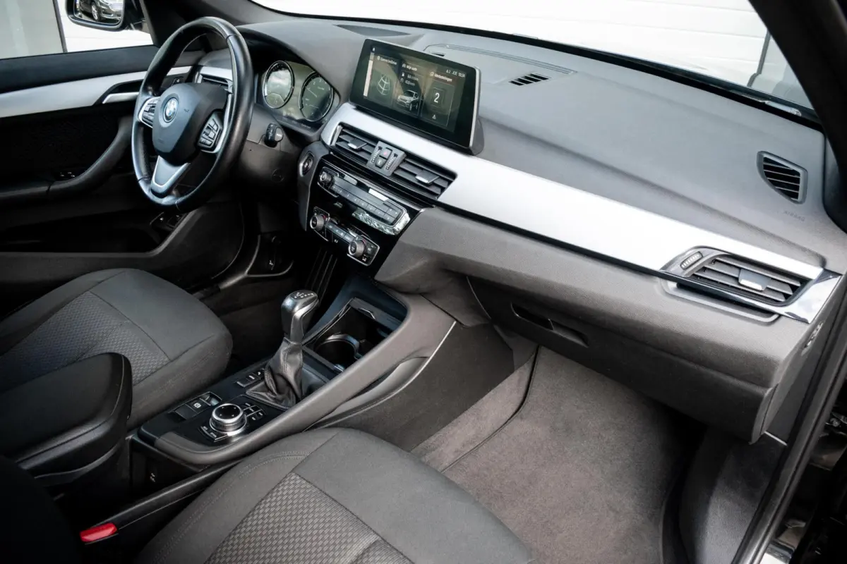 xDrive25e High Executive|1e EIGENAAR|ELEK. KLEP|HEAD-UP|CAMERA|CLIMATE|CRUISE|KEYLESS