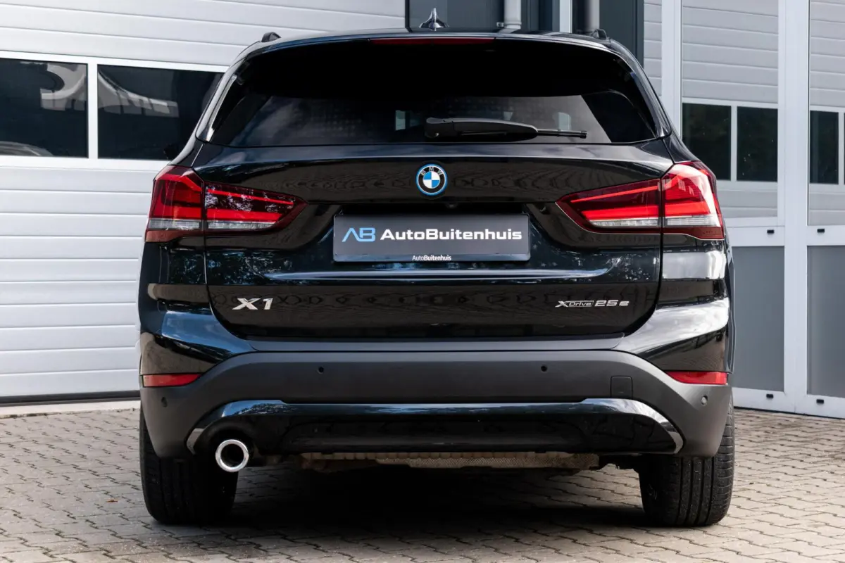 xDrive25e High Executive|1e EIGENAAR|ELEK. KLEP|HEAD-UP|CAMERA|CLIMATE|CRUISE|KEYLESS