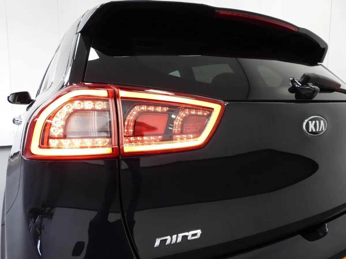 1.6 GDi Hybrid ExecutiveLine LEER/NAVI/CAMERA/XENON/18"LMV!