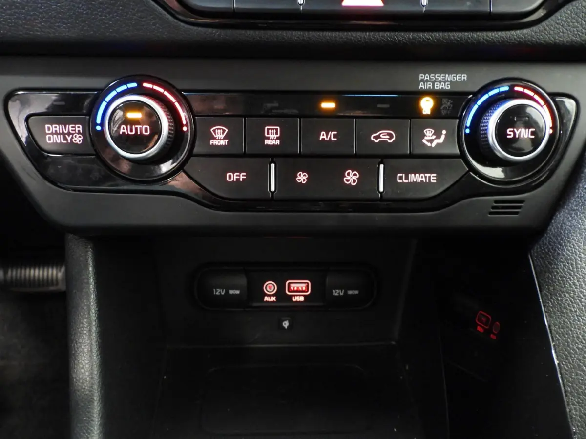 1.6 GDi Hybrid ExecutiveLine LEER/NAVI/CAMERA/XENON/18"LMV!