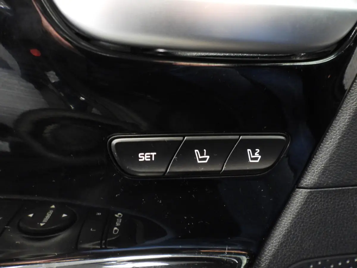 1.6 GDi Hybrid ExecutiveLine LEER/NAVI/CAMERA/XENON/18"LMV!