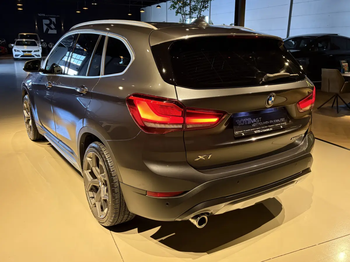 xDrive25e Aut Navi|Camera|LED|Leer Plug-IN!