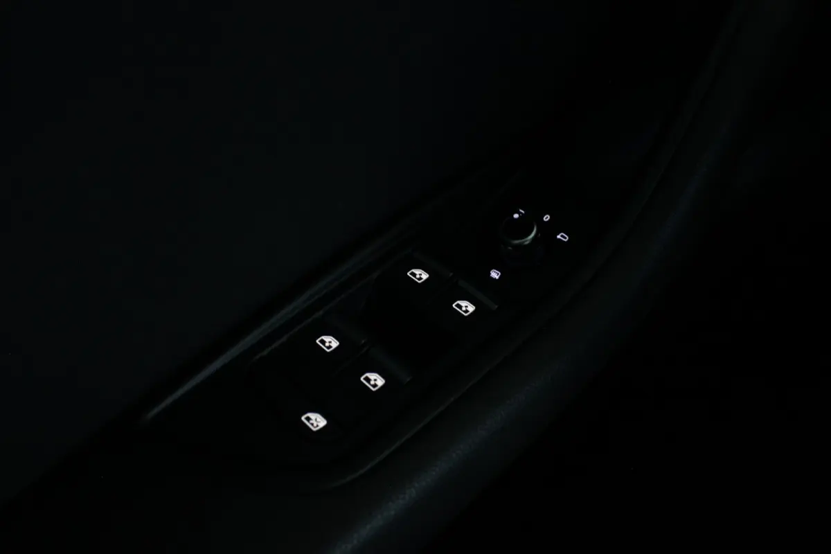 1.4 TFSI S-Line Edition Trekhaak | Virtual Cockpit | Carplay | Full LED | Navi | Bluetooth | 18" LMV | PDC V+A