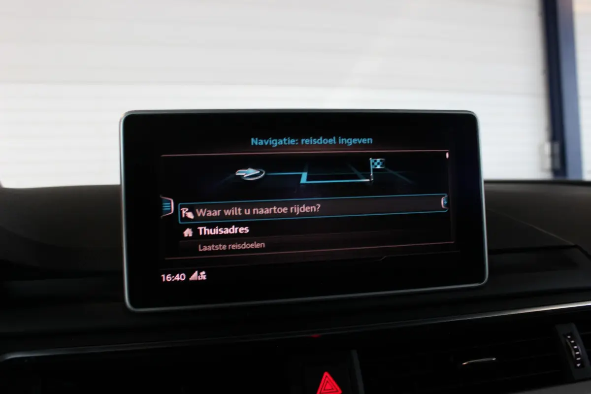 1.4 TFSI S-Line Edition Trekhaak | Virtual Cockpit | Carplay | Full LED | Navi | Bluetooth | 18" LMV | PDC V+A