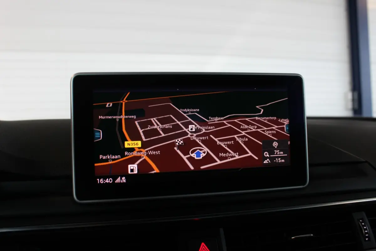 1.4 TFSI S-Line Edition Trekhaak | Virtual Cockpit | Carplay | Full LED | Navi | Bluetooth | 18" LMV | PDC V+A
