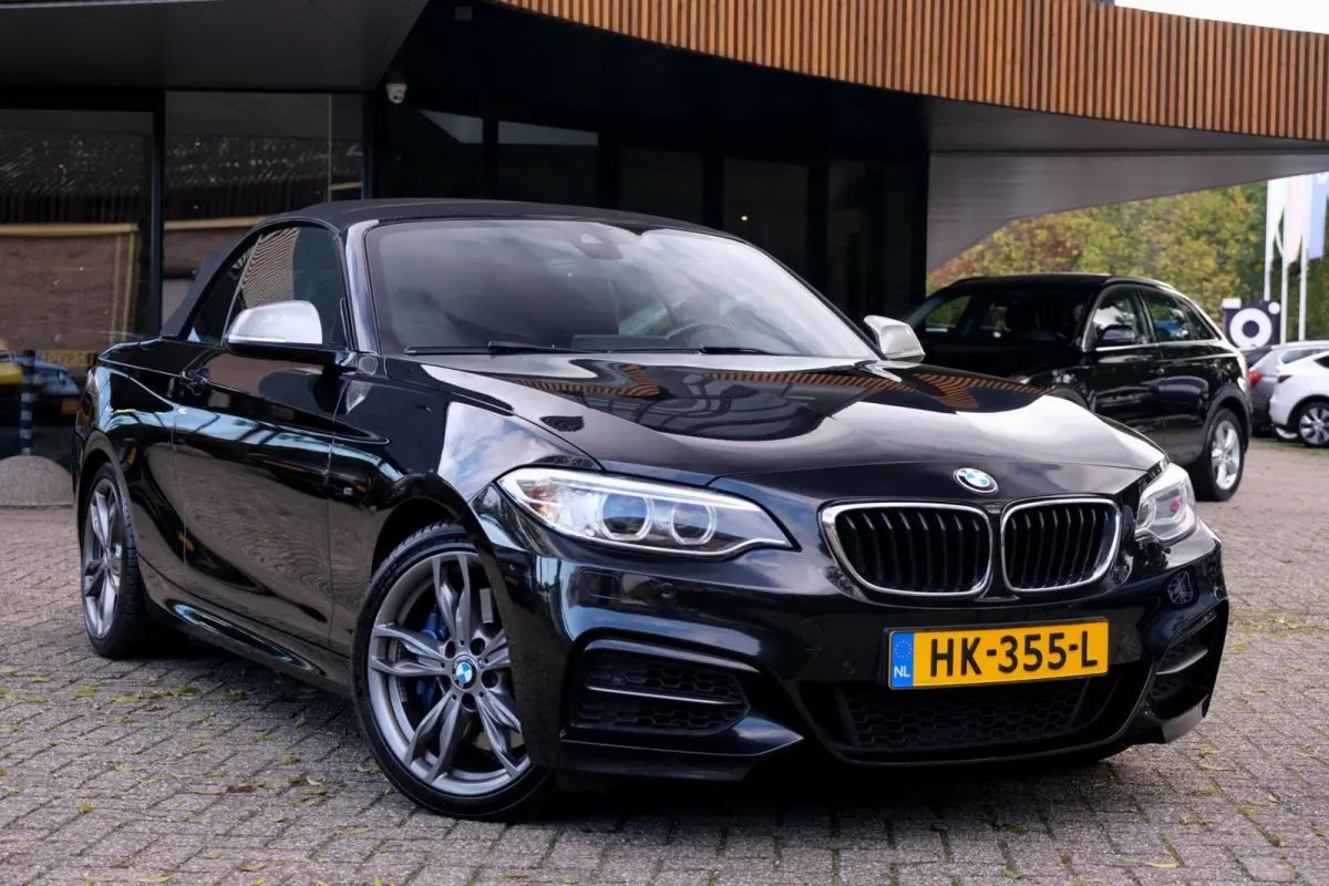 M235i xDrive|Rijklaar!|Camera|HarmanKardon|Stoelverwarming|Elec.Stoelverstelling|Keyless
