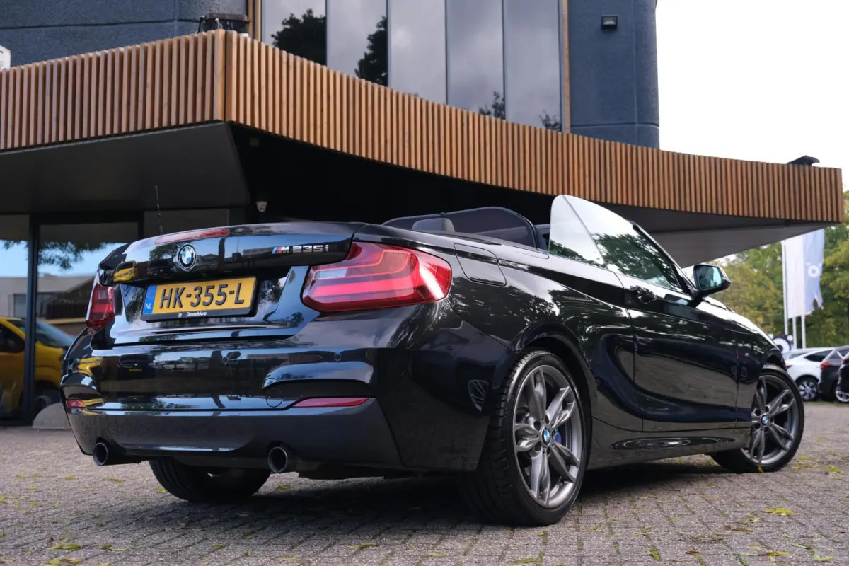 M235i xDrive|Rijklaar!|Camera|HarmanKardon|Stoelverwarming|Elec.Stoelverstelling|Keyless