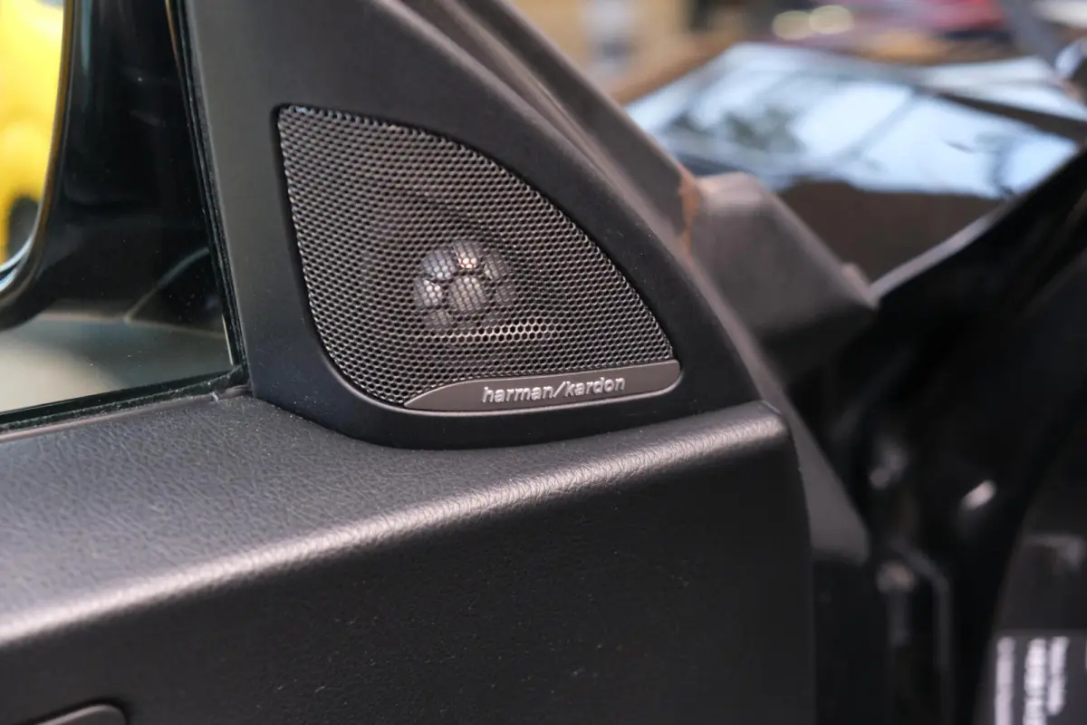 M235i xDrive|Rijklaar!|Camera|HarmanKardon|Stoelverwarming|Elec.Stoelverstelling|Keyless