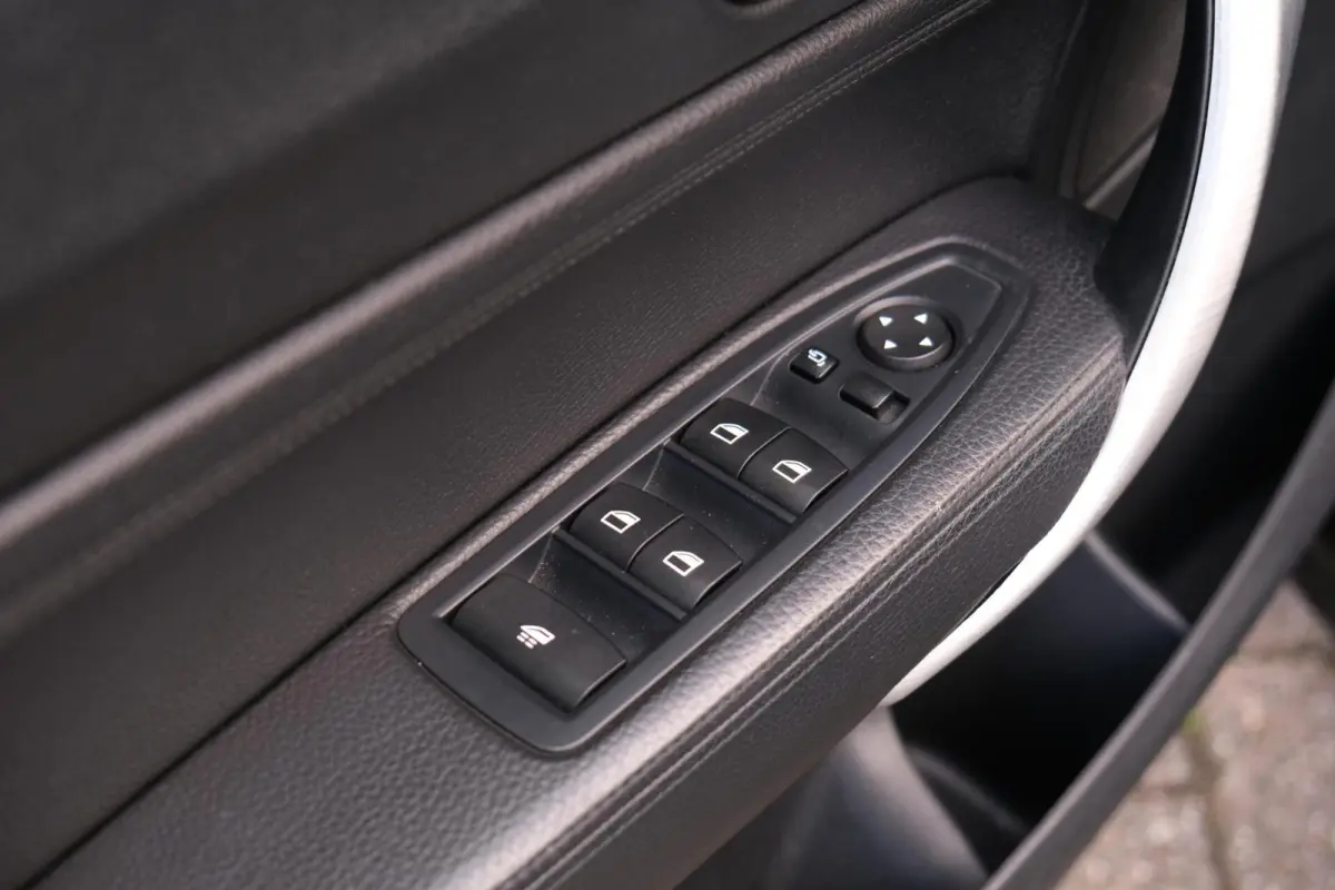 M235i xDrive|Rijklaar!|Camera|HarmanKardon|Stoelverwarming|Elec.Stoelverstelling|Keyless