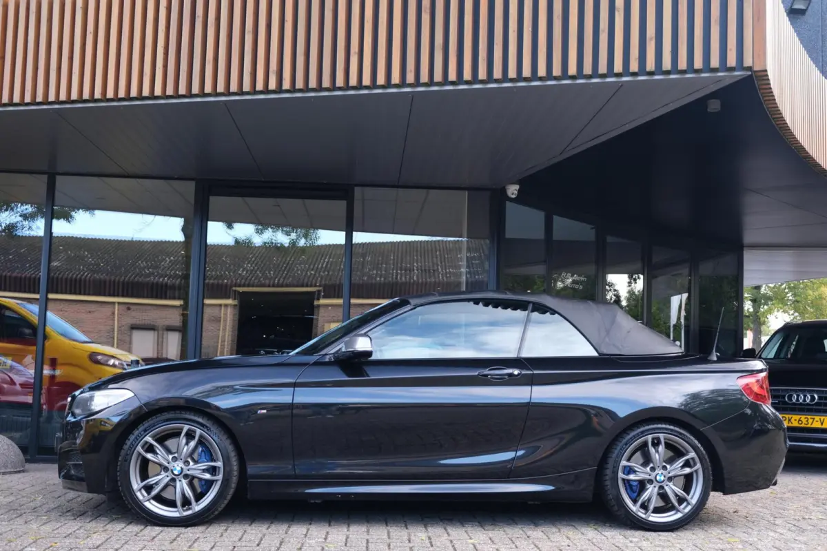 M235i xDrive|Rijklaar!|Camera|HarmanKardon|Stoelverwarming|Elec.Stoelverstelling|Keyless