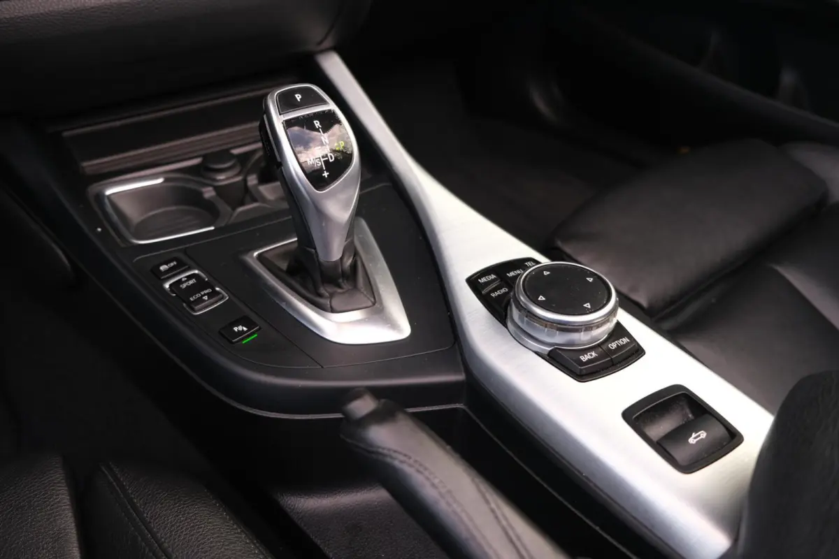 M235i xDrive|Rijklaar!|Camera|HarmanKardon|Stoelverwarming|Elec.Stoelverstelling|Keyless