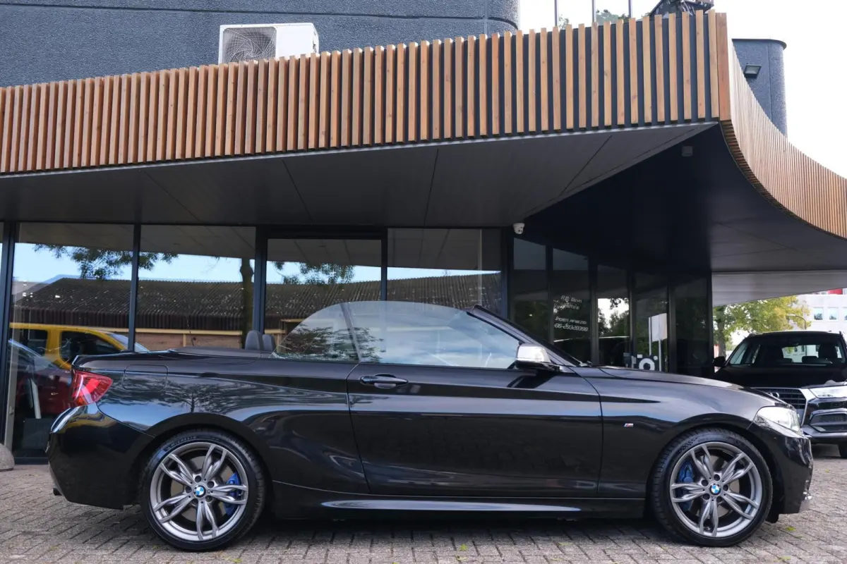 M235i xDrive|Rijklaar!|Camera|HarmanKardon|Stoelverwarming|Elec.Stoelverstelling|Keyless