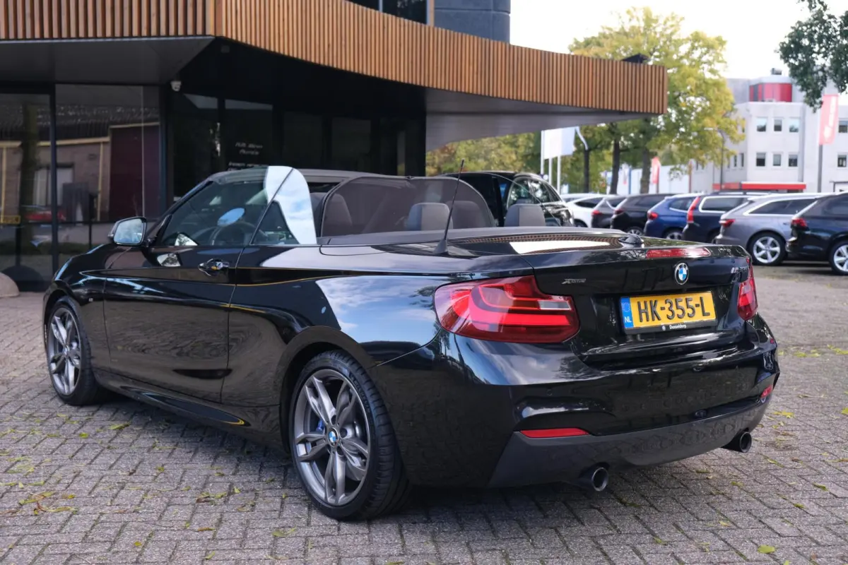 M235i xDrive|Rijklaar!|Camera|HarmanKardon|Stoelverwarming|Elec.Stoelverstelling|Keyless