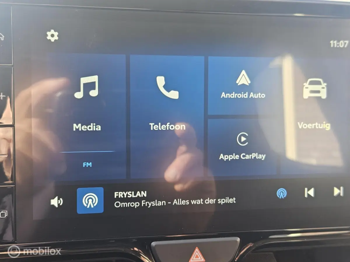 1.5 Hybrid 115 Active Carplay/ Camera