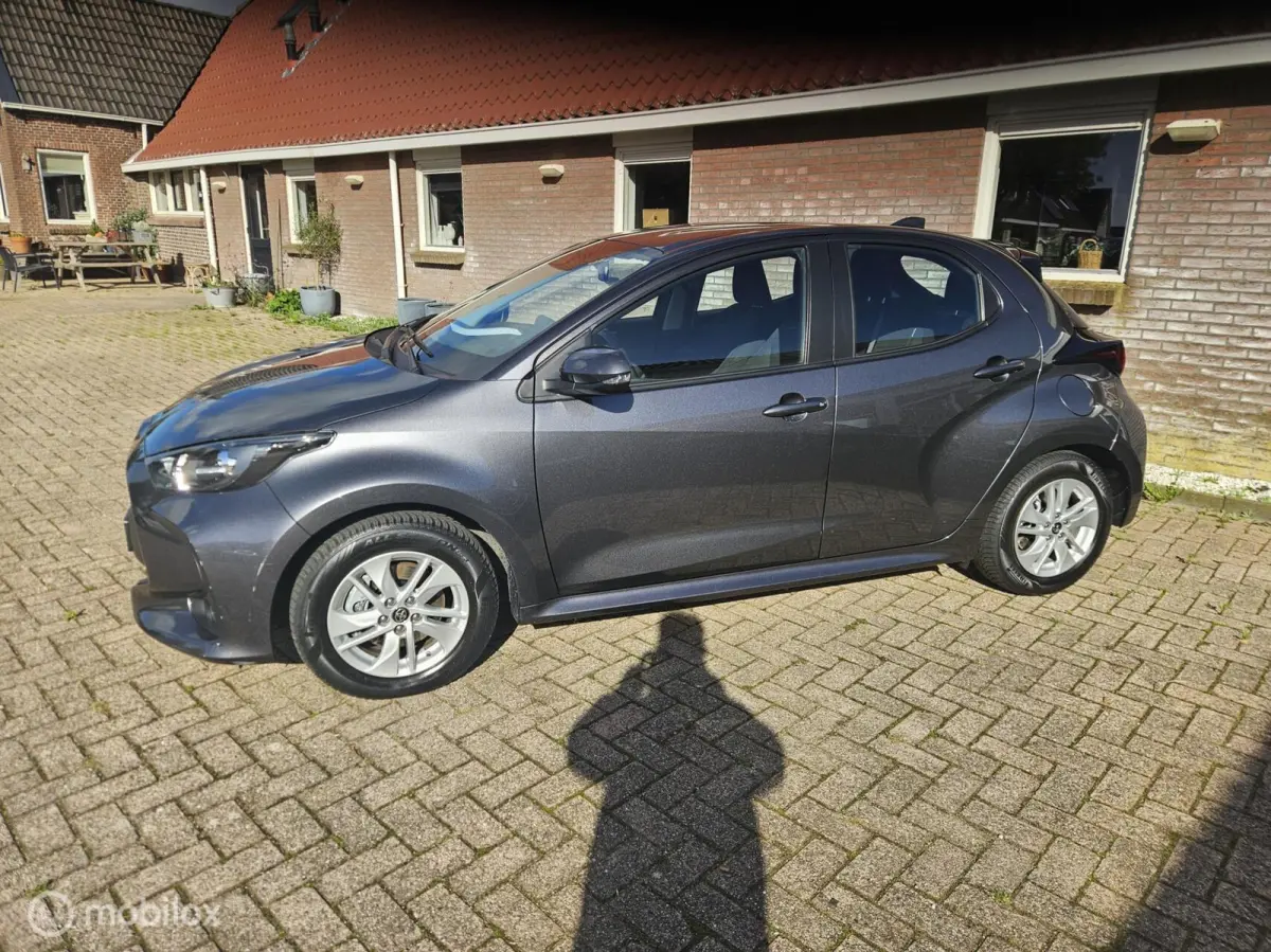 1.5 Hybrid 115 Active Carplay/ Camera
