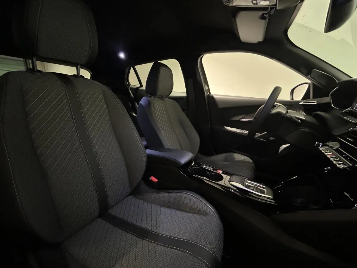 1.2 Hybrid 145 Allure | EXCLUSIVE DEALS | UIT VOORRAAD LEVERBAAR IN DIVERSE KLEUREN |