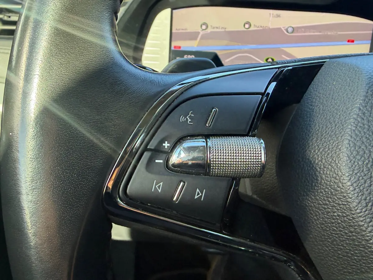 1.0 e-TSI Ambition DIGITAL COCKPIT | APPLE CARPLAY