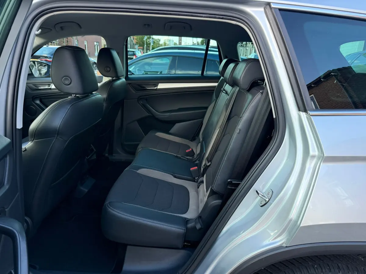 1.5 TSI Business Edition 7p., Stoelverwarming,Apple Carplay/Android,Navigatie