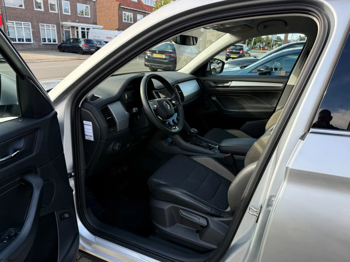 1.5 TSI Business Edition 7p., Stoelverwarming,Apple Carplay/Android,Navigatie