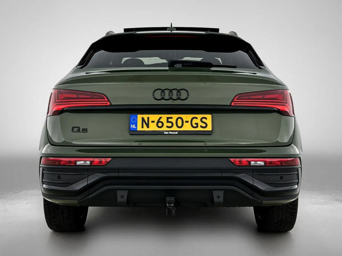 50 TFSI e S edition 299 PK | S-line | Panoramadak | Camera | Adaptive cruise control | Navigatie | Sfeerverlichting | Lichtmetalen velgen |