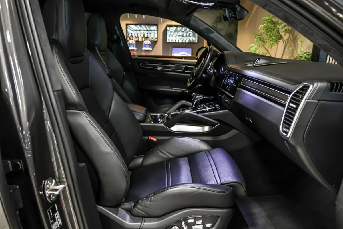 4.0 Turbo S E-Hybrid|PCCB|HUD|Pano|PDLS+|Sport-design