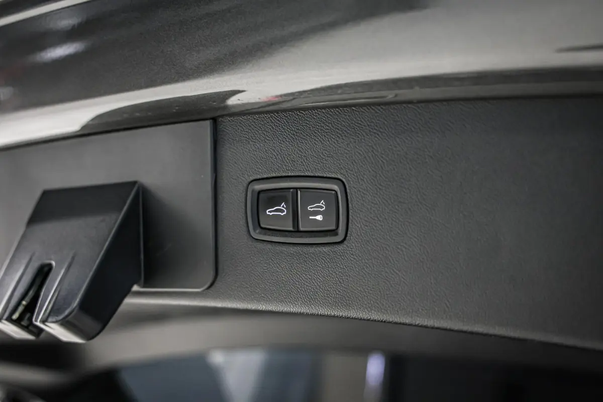 4.0 Turbo S E-Hybrid|PCCB|HUD|Pano|PDLS+|Sport-design